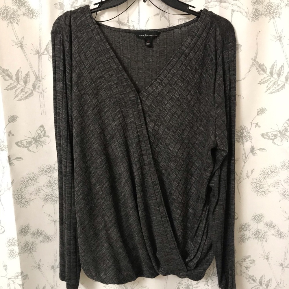 BRAND NEW Rock & Republic Wrap Top